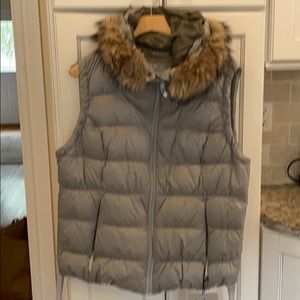 Eddie Bauer Down Vest  NWT